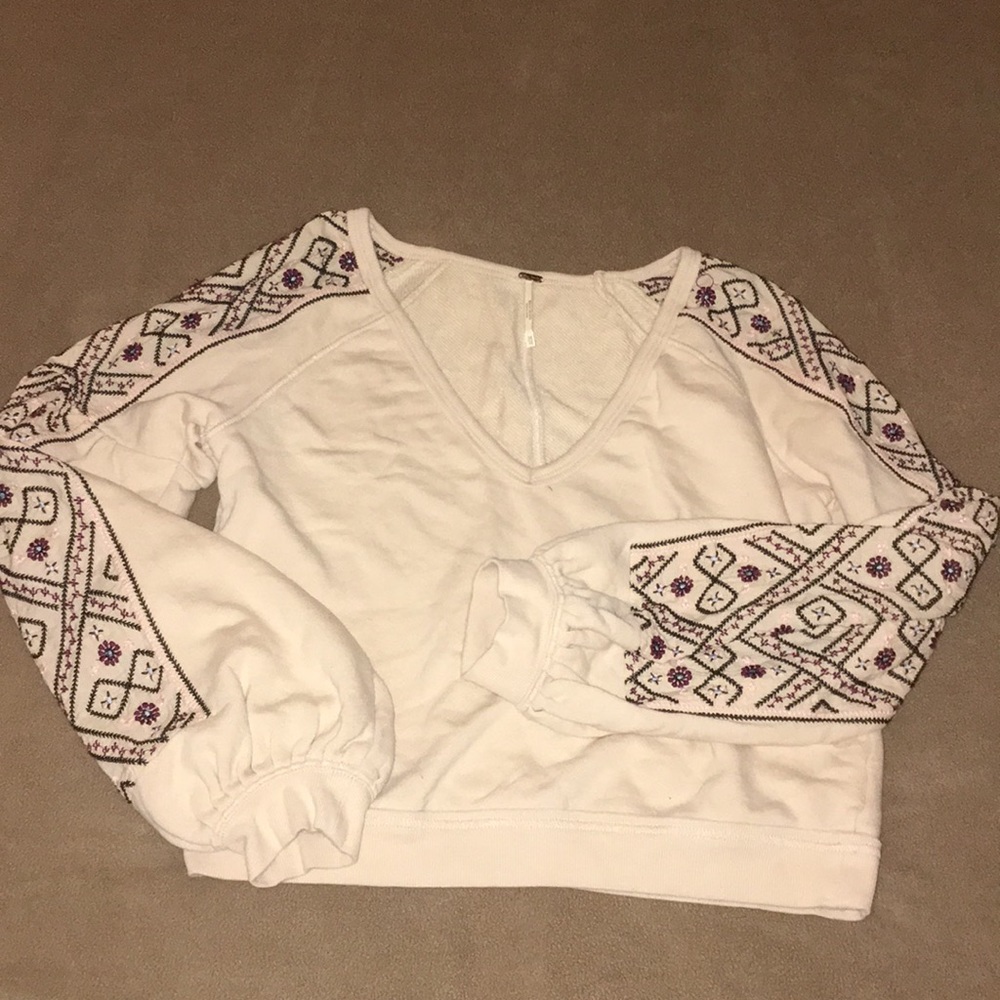 Free People crop v neck